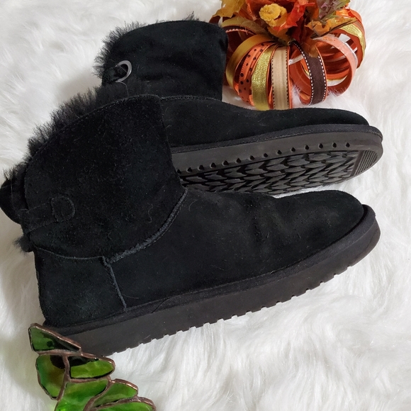 Koolaburra Shoes - 🍂🎃🍁HOST PICK🍁🎃🍂Koolaburra Ugg Black Boots
